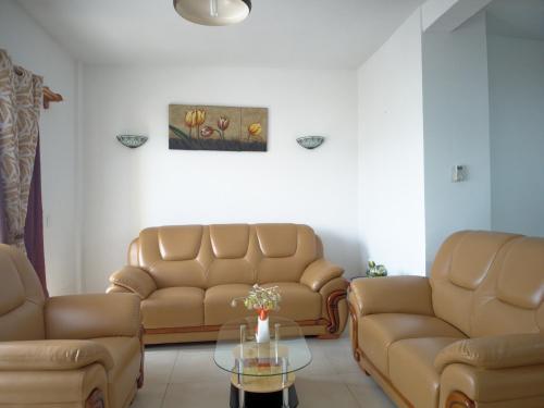 Номер, Nomsa Zen Appartement in Либревиль