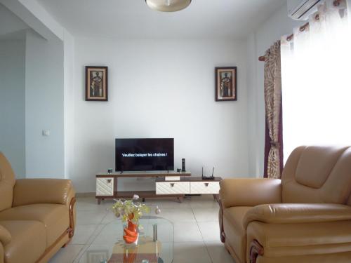 Nomsa Zen Appartement in Либревиль