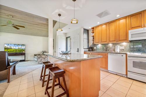 Wailea Elua #1702 by Ali'i Resorts - image 12