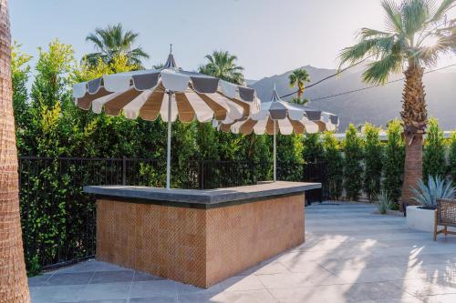 Azure Sky Hotel - Adults Only in Palm Springs, USA