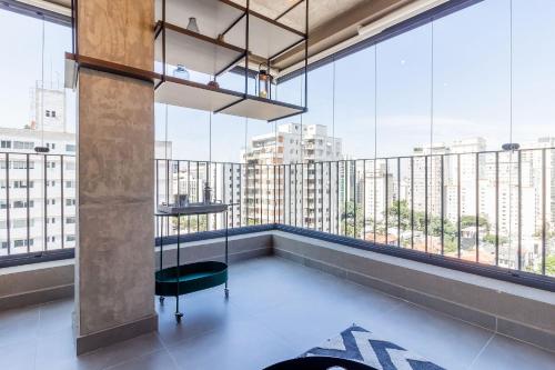 Loft alto padrão, moderno, no melhor do Jardins