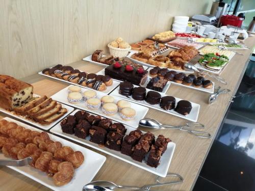 طعام و مشروبات, Don Hotel in Marly