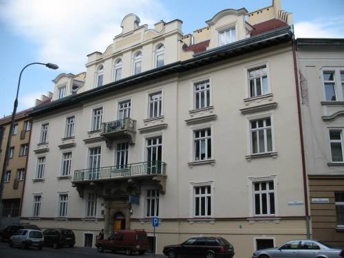 Selene - Pantheon Apartments 5