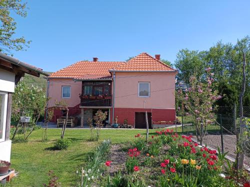 Kuca Jablansko Polje in Lipovica