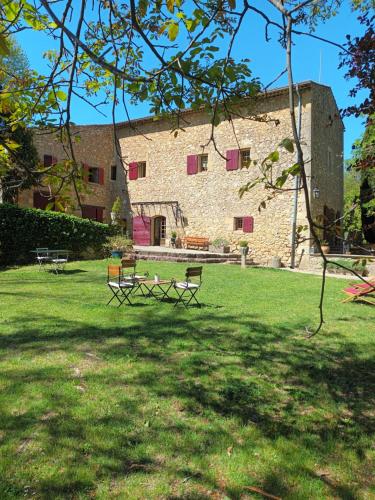 Le Vieux Moulin - Chambre d'hôtes - Jouques