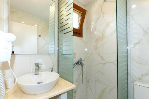 Agapitos Apartments - image 3