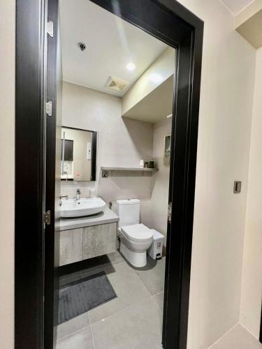AEON TOWERS STUDIO SUITE (by:skyspottravelcentra) - 화장실