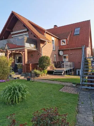 Schöne offene Ferienwohnung mit großer Terrasse. in Bad Münder am Deister, Deutschland