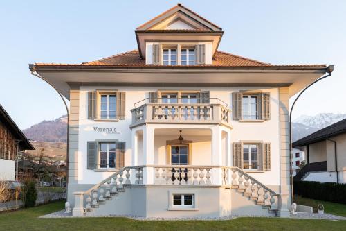 Verena's Bed & Breakfast Guesthouse - image 13