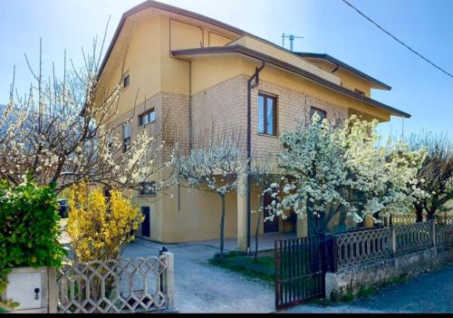 Gubbio-Gualdo Tadino Incantevole mansarda con terrazza