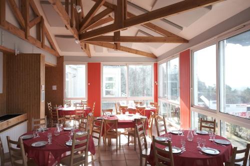 Restoran, Village d+ Les roches de Scoeux in Chamberet