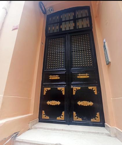 Sunflower Apartments