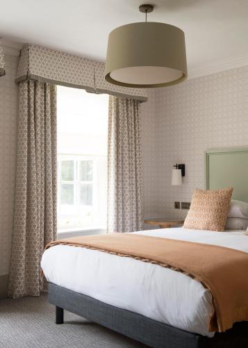 Mercure Farnham Bush Hotel - image 14