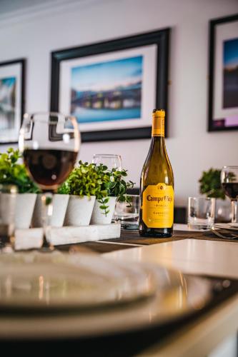 Létesítmények, Aunt Mary's in Sailortown