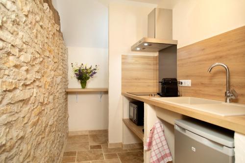 L'Hote Antique - MAISON D'HOTE- 4 Suites avec cuisine - 주방