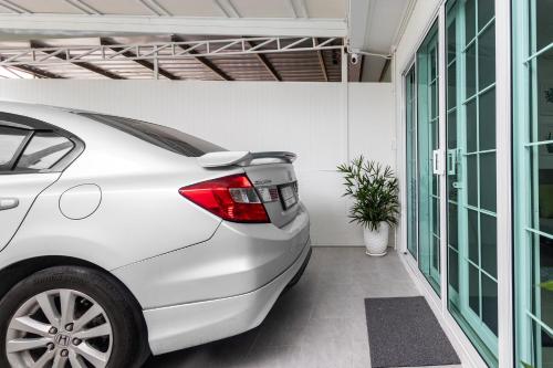 Ozzy's home@Banchang Ozzy's home@Banchang