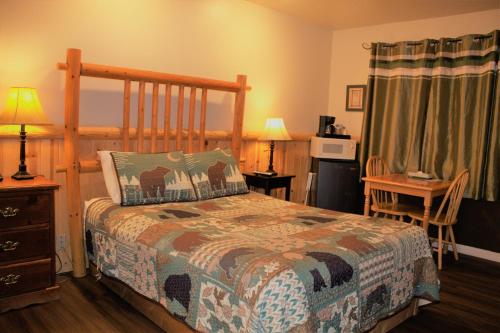 1 queen bed
