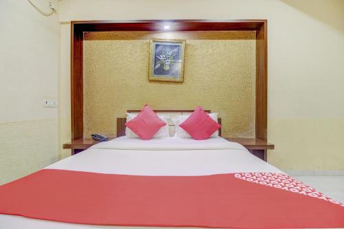OYO 75839 Hotel Rex Plaza