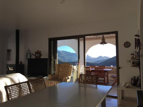 Casa en el valle de los Escullos in Presillas Bajas