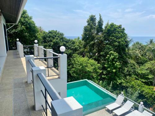 Balcony/terrace, Villa Seaview Garden in Jansom Bay
