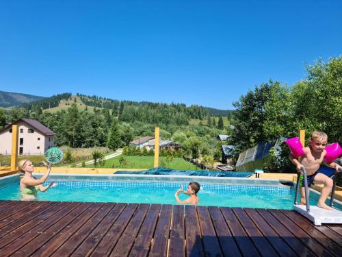 Peldbaseins, Apartament Casa Teo in Șaru Dornei