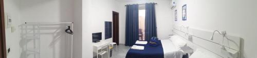 Triple Room image 8