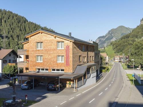 Studio in Austria with Panorama Sauna in Klösterle am Arlberg, Österreich