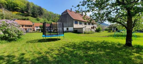 Skats, Gîte l'échappée étoilée et son jacuzzi privatif (Gite l'echappee etoilee et son jacuzzi privatif) in Rombach-le-Franc