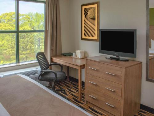 Photo - Quality Suites Lake Wright Norfolk Airport