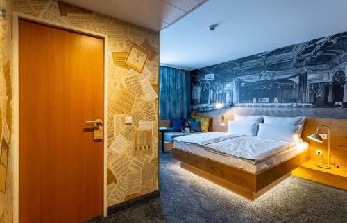 1 queen bed