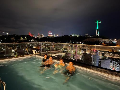 The Light Hotel Halong