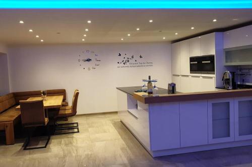 酒吧/高級酒吧, Ferienwohnung Jehl in 艾英