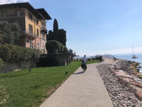Casa Beppino a Castelletto - Tap to explore photos