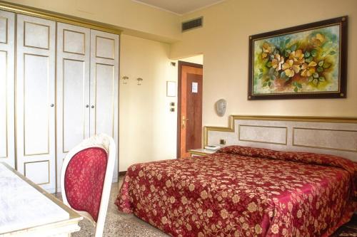 Classic Double Room with Balcony