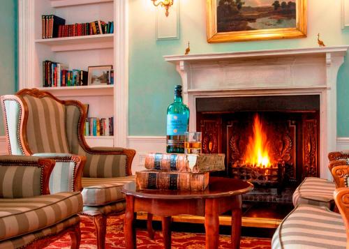 ผับ/เลาจน์, โรงแรมโคลเฮ้าส์ (Coul House Hotel) in สเตร็ปเฟฟเฟอร์