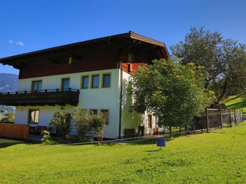 Apartment Oberberghof by Interhome Uttendorf, Pinzgau