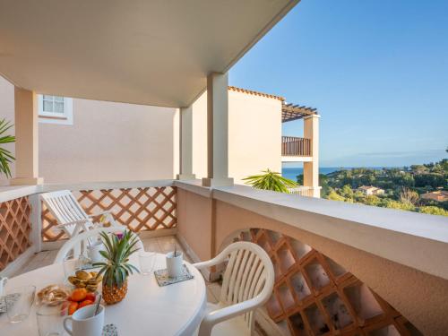 Apartment L'Esquinade - F2 105 by Interhome