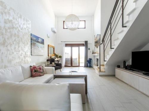 Holiday Home Helios gîte à louer Néa Skióni