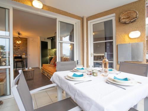 Apartment L'Esquinade - J4236 by Interhome - Location saisonnière - Saint-Raphaël