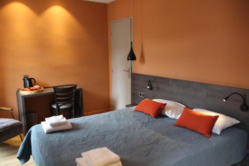 1 queen bed