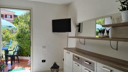 Appartamento in villa con veranda privata e parcheggio gratuito, Olbia (photo 9)