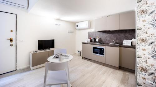 ห้องครัว, Italianway - The B Village Standard near อาร์โก เดลลา ปาเช่