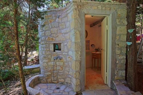 Kitrini Luxury Cottage - image 11
