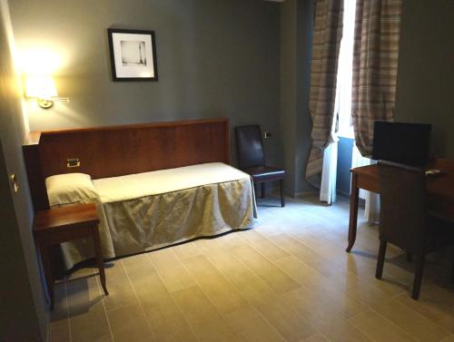 Hotel Taormina - image 11