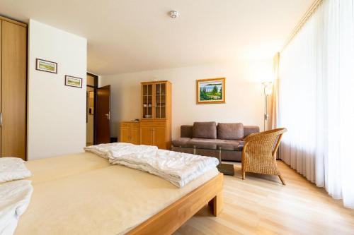 Ferienwohnpark Immenstaad am Bodensee Ein-Zimmer-Apartment 55 18