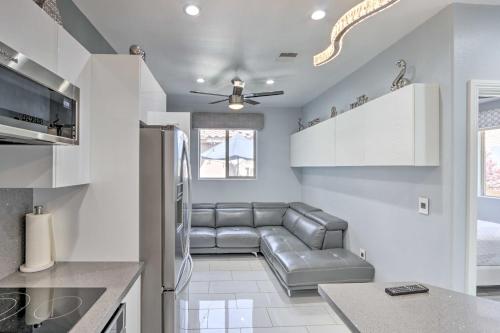 Modern Las Vegas Home with Patio 10 Mi to The Strip, Las Vegas (fotografie 6)