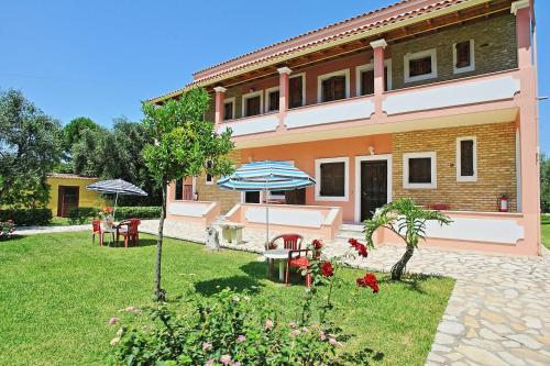  Dalia Apartment in Almiros Beach