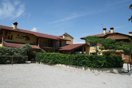 Agriturismo Lis Rosis - Hotel - Medea