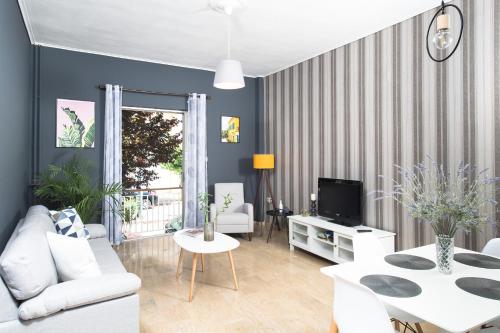 . Malvina's Dream - Comfort and style-Central Aigio