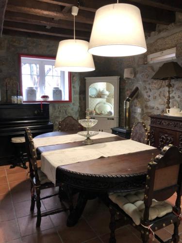 Casa Dos Cabritos in กูเวีย